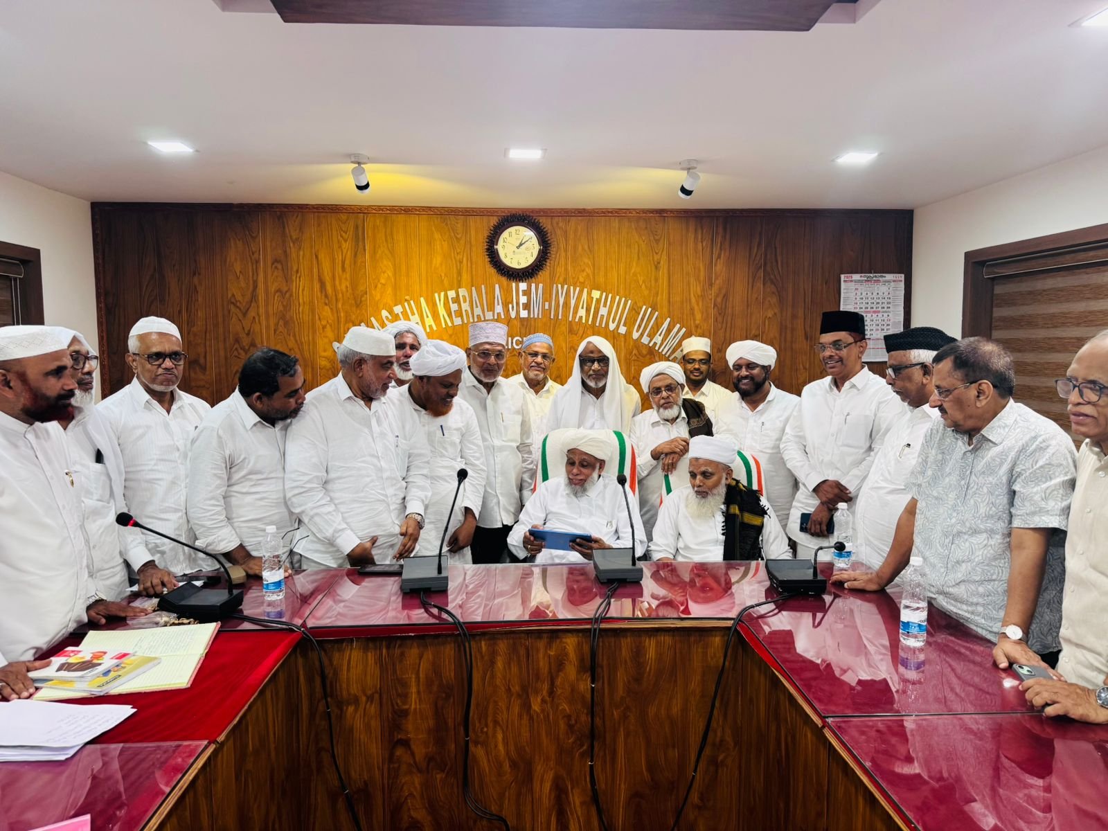 'ആദര്‍ശ വിശുദ്ധി നൂറ്റാണ്ടുകളിലൂടെ' സമസ്ത നൂറാം വാര്‍ഷികത്തോടനുബന്ധിച്ച് സുപ്രഭാതം വെബ്‌സൈറ്റില്‍ പ്രത്യേക പേജ്